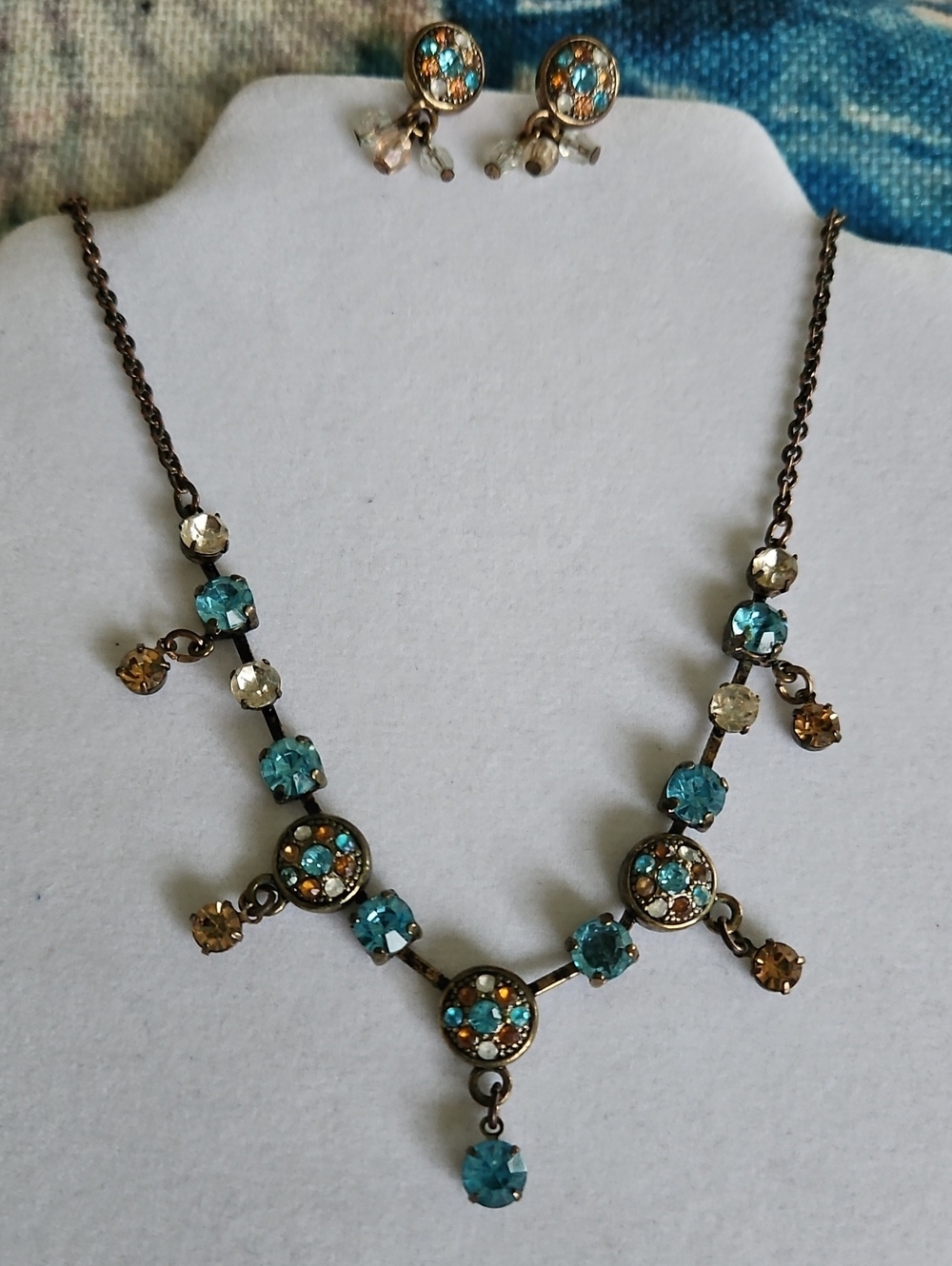 Vintage Avon Necklace & Earrings